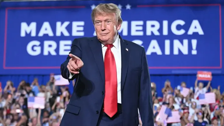 Trump’s unusual role at midterm convention revealed as schedule goes public