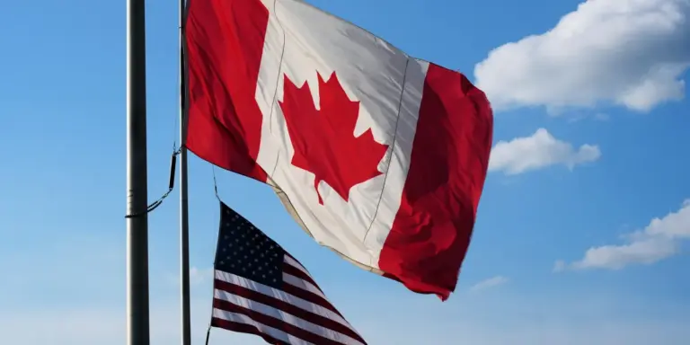 Some Vegas hotels are treating Canada’s dollar as equivalent to the greenback to offer more value