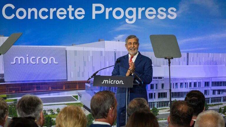 Micron Technology Tops Lofty Fiscal Q4 Goals, Guides Above Views